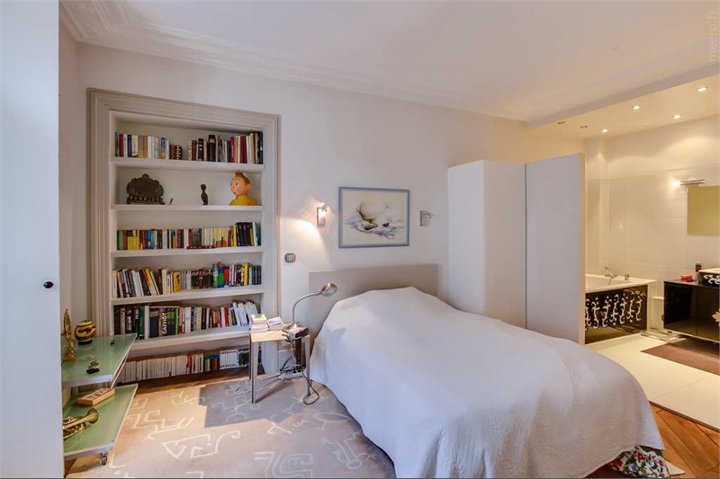 Apartment for sale in Paris 7th