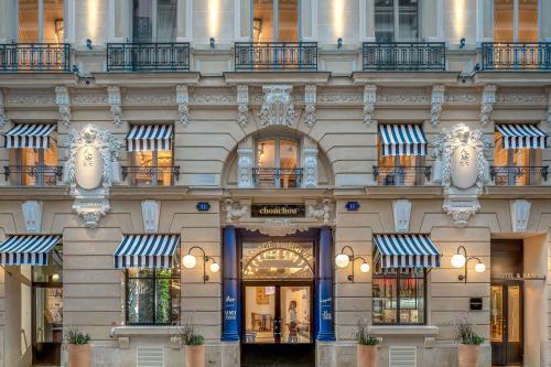 فندق للبيع في باريس